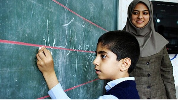 پیش بینی منابع اجرای کامل رتبه‌بندی معلمان شاغل و بازنشسته در سند دخل و خرج دولت/ منابع پرداخت معوقات حق‌التدریسی‌ها در بودجه ۱۴۰۵ تامین شد